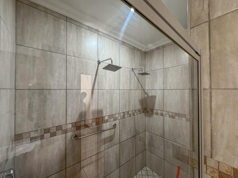 3 Bedroom Property for Sale in Midstream Hill Gauteng