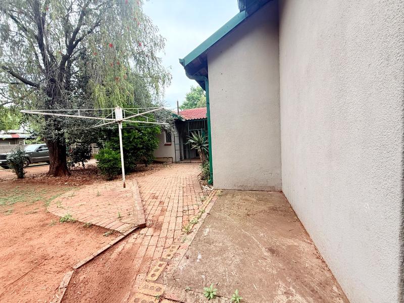 3 Bedroom Property for Sale in Flora Gardens Gauteng