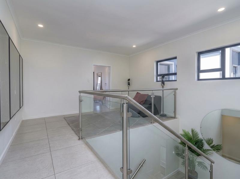To Let 3 Bedroom Property for Rent in Sunninghill Gauteng