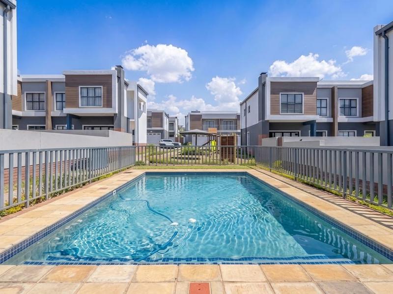To Let 3 Bedroom Property for Rent in Sunninghill Gauteng