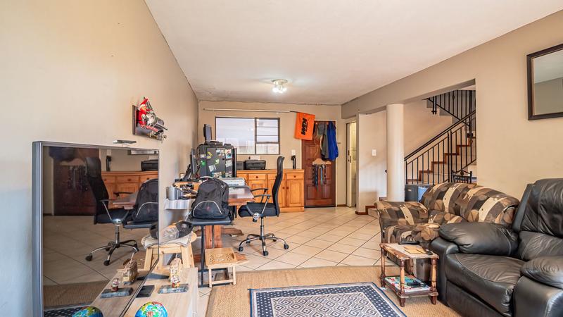 To Let 3 Bedroom Property for Rent in Edenvale Gauteng