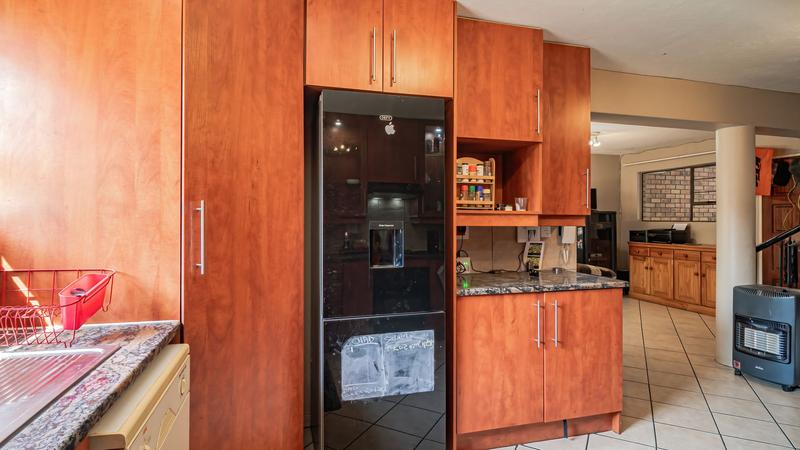 To Let 3 Bedroom Property for Rent in Edenvale Gauteng