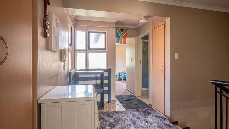 To Let 3 Bedroom Property for Rent in Edenvale Gauteng