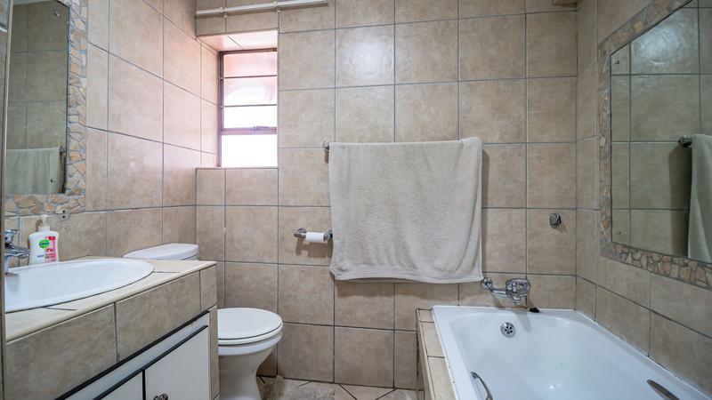 To Let 3 Bedroom Property for Rent in Edenvale Gauteng
