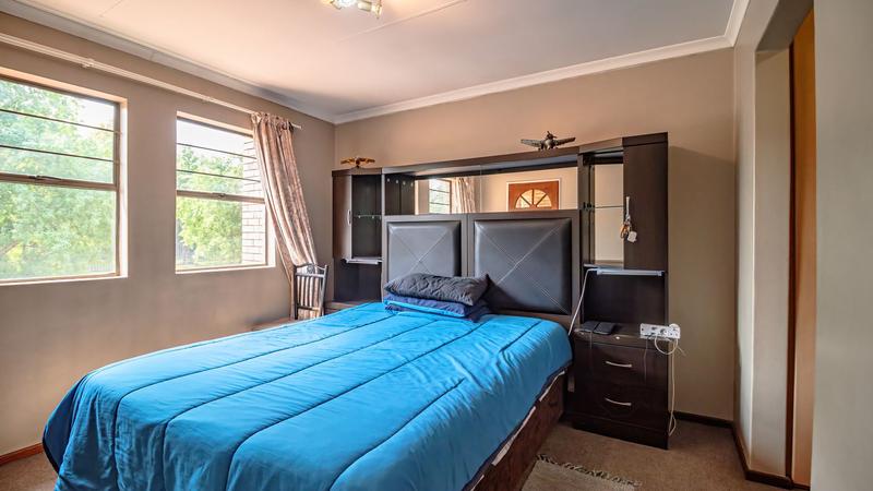 To Let 3 Bedroom Property for Rent in Edenvale Gauteng