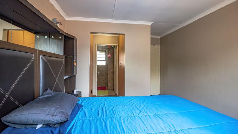 To Let 3 Bedroom Property for Rent in Edenvale Gauteng