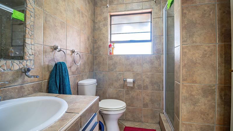 To Let 3 Bedroom Property for Rent in Edenvale Gauteng