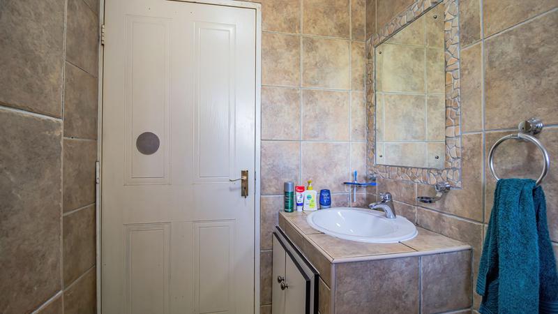 To Let 3 Bedroom Property for Rent in Edenvale Gauteng