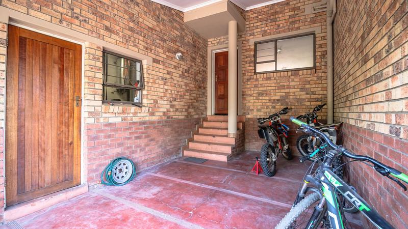 To Let 3 Bedroom Property for Rent in Edenvale Gauteng
