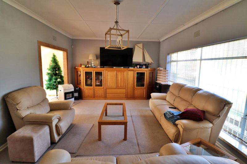 3 Bedroom Property for Sale in Dawnview Gauteng