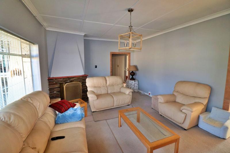 3 Bedroom Property for Sale in Dawnview Gauteng