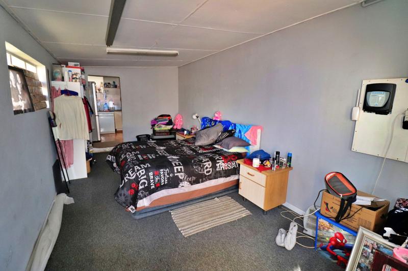 3 Bedroom Property for Sale in Dawnview Gauteng