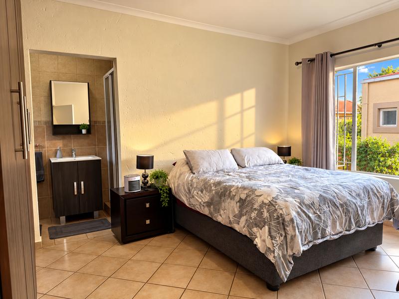 4 Bedroom Property for Sale in Amberfield Gauteng