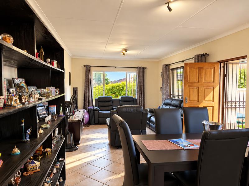 4 Bedroom Property for Sale in Amberfield Gauteng