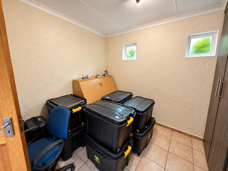 4 Bedroom Property for Sale in Amberfield Gauteng