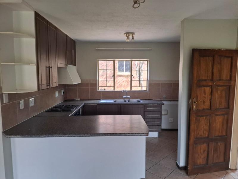 To Let 2 Bedroom Property for Rent in Mooikloof Ridge Gauteng