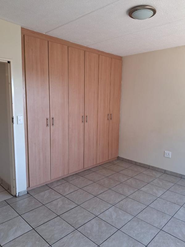 2 Bedroom Property for Sale in Vanderbijlpark SE 4 Gauteng