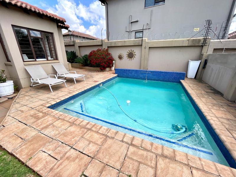 4 Bedroom Property for Sale in Chancliff Ridge Gauteng