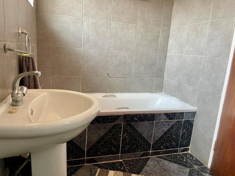 3 Bedroom Property for Sale in Quellerie Park Gauteng