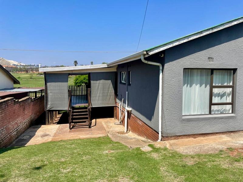 3 Bedroom Property for Sale in Quellerie Park Gauteng