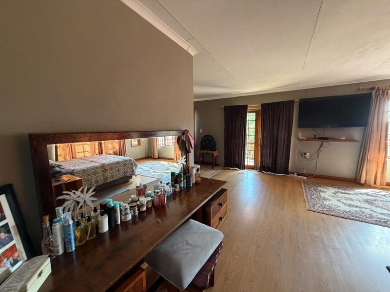 4 Bedroom Property for Sale in Derdepoort Gauteng