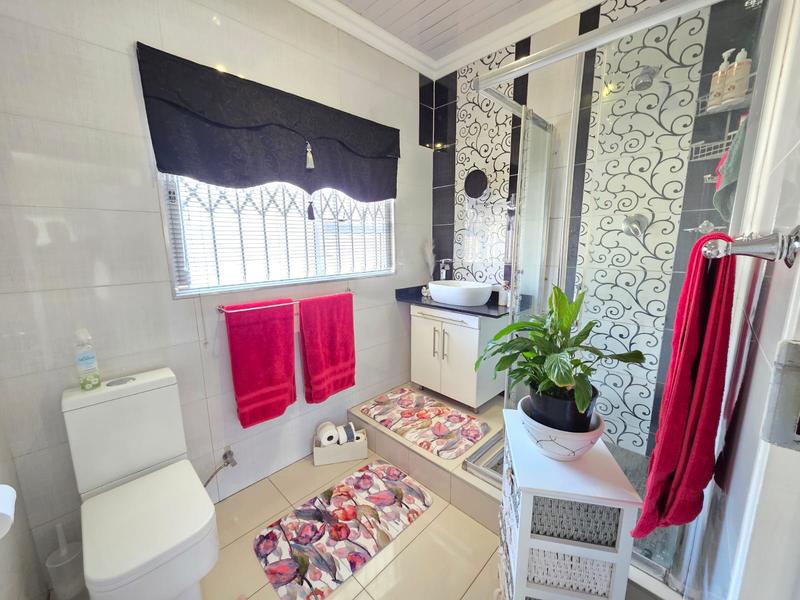 4 Bedroom Property for Sale in Golf Park Gauteng