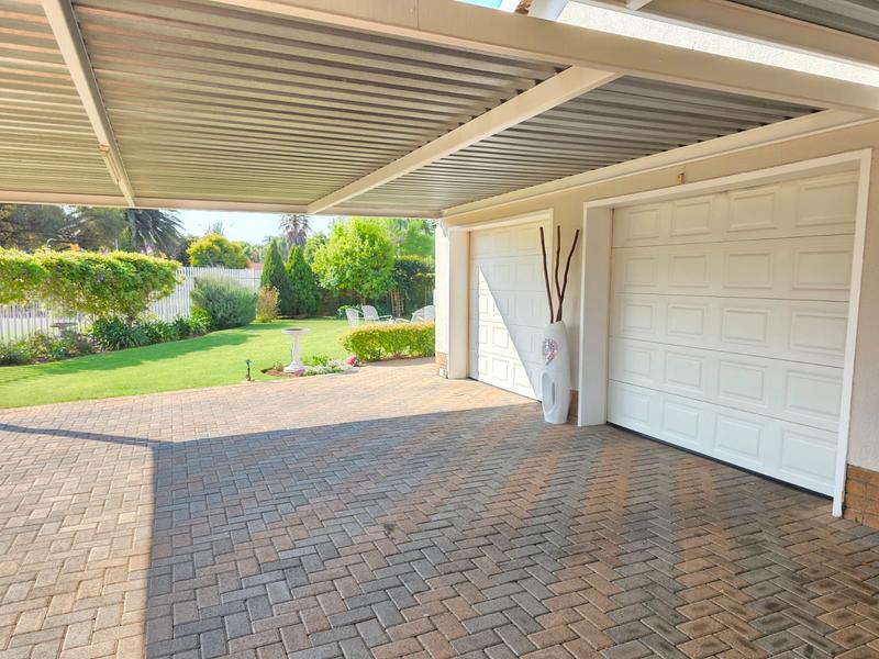 4 Bedroom Property for Sale in Golf Park Gauteng