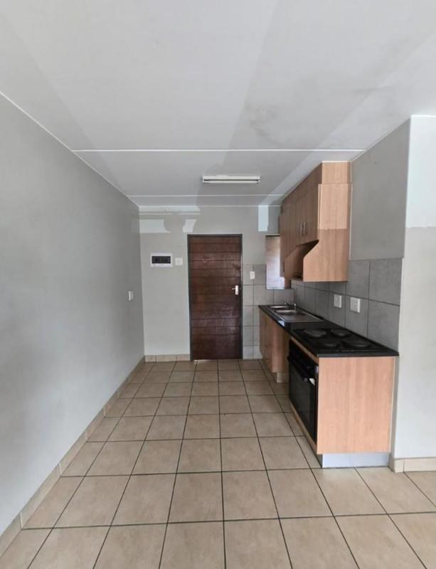 To Let 2 Bedroom Property for Rent in Kibler Park Gauteng