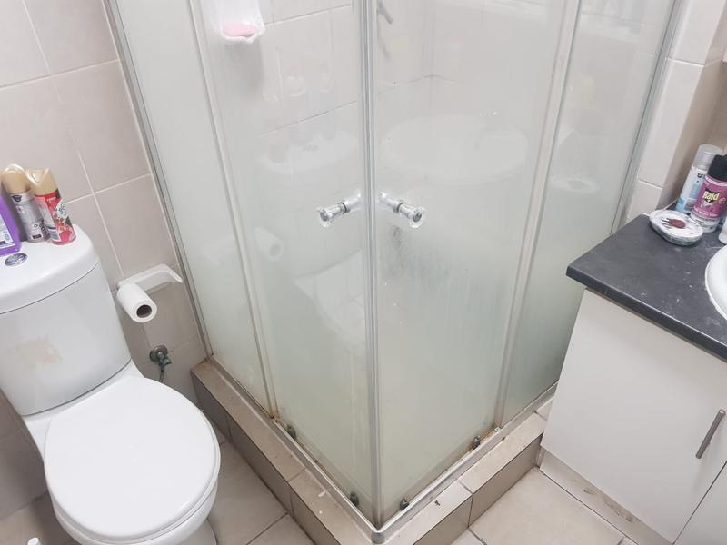 To Let 1 Bedroom Property for Rent in Green Hills Gauteng