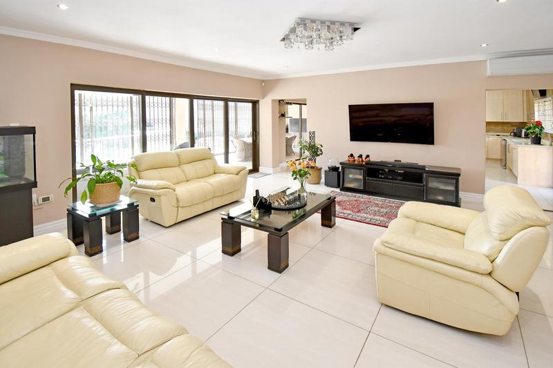 To Let 4 Bedroom Property for Rent in Parkmore Gauteng