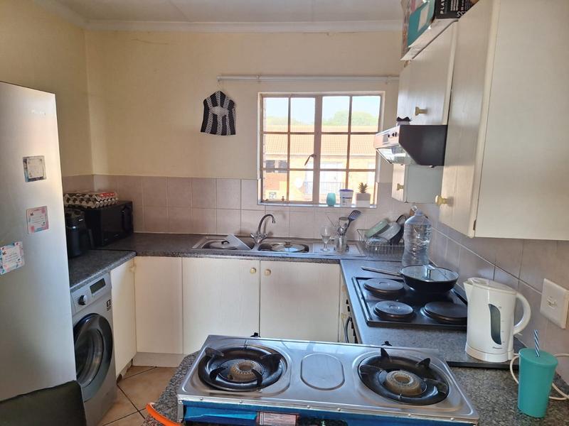 2 Bedroom Property for Sale in North Riding Gauteng