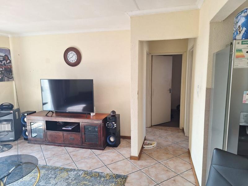 2 Bedroom Property for Sale in North Riding Gauteng