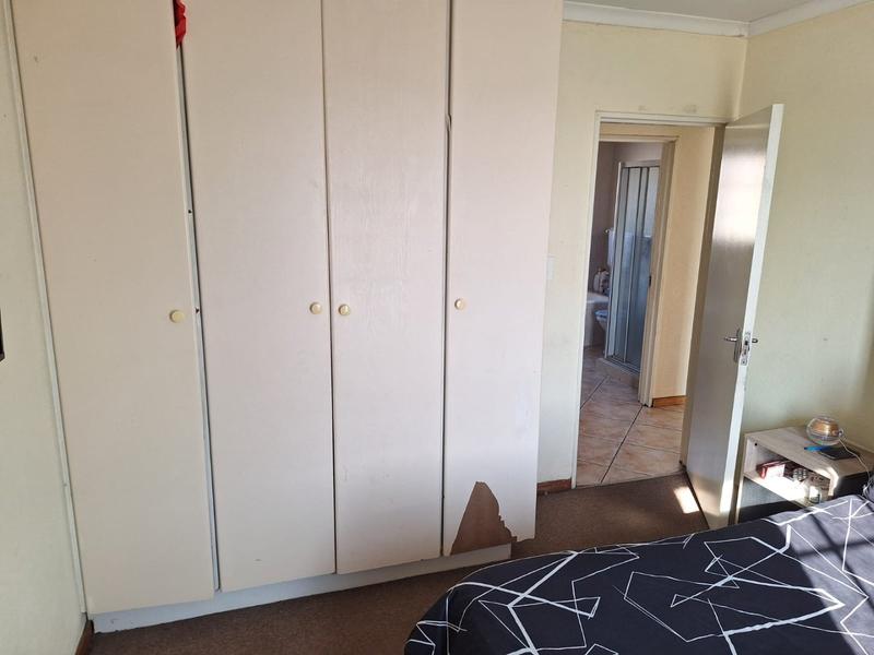 2 Bedroom Property for Sale in North Riding Gauteng