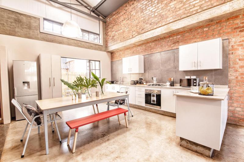 To Let 2 Bedroom Property for Rent in Braamfontein Gauteng