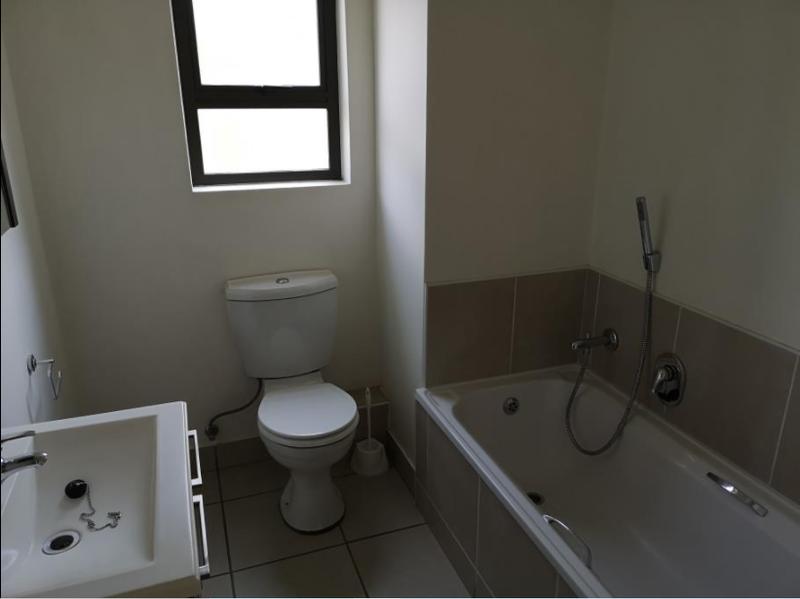 To Let 2 Bedroom Property for Rent in Bryanston Gauteng
