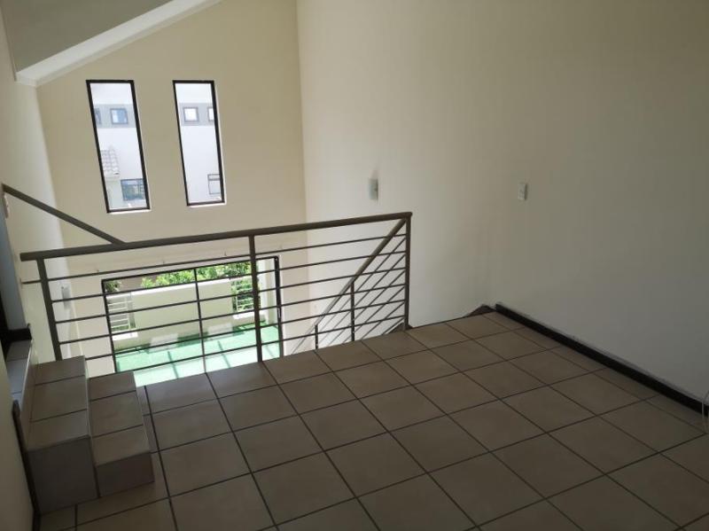 To Let 2 Bedroom Property for Rent in Bryanston Gauteng