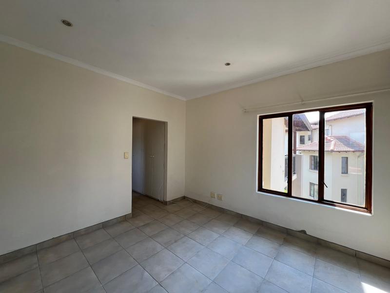 To Let 2 Bedroom Property for Rent in Fourways Gauteng