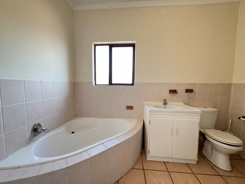 To Let 2 Bedroom Property for Rent in Fourways Gauteng