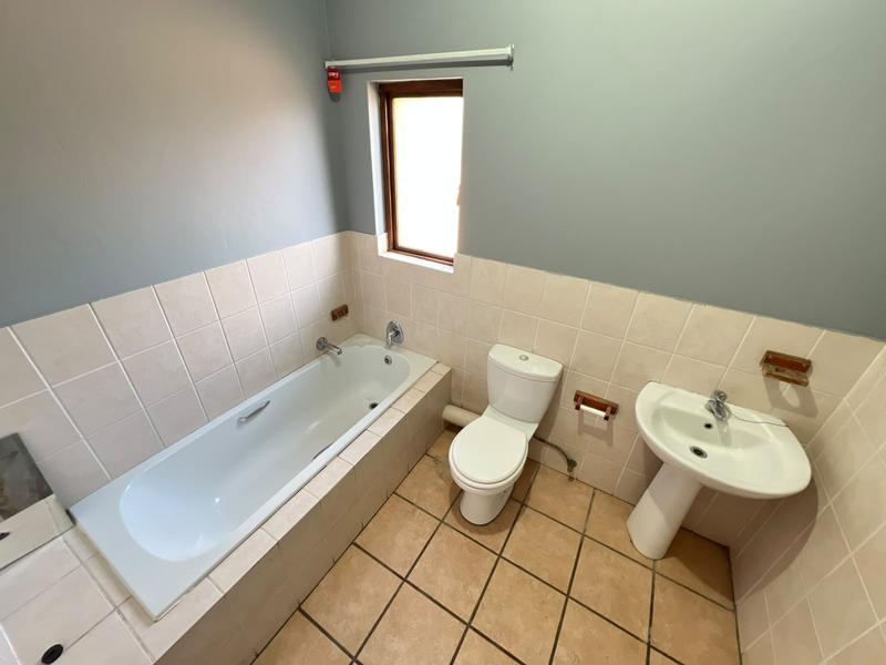 To Let 2 Bedroom Property for Rent in Fourways Gauteng