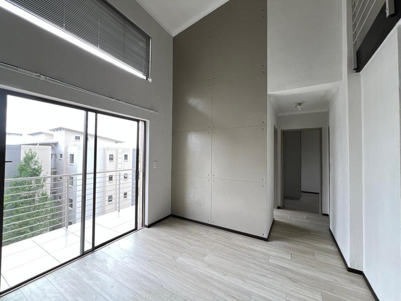 To Let 2 Bedroom Property for Rent in Fourways Gauteng