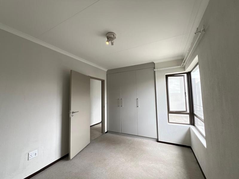 To Let 2 Bedroom Property for Rent in Fourways Gauteng