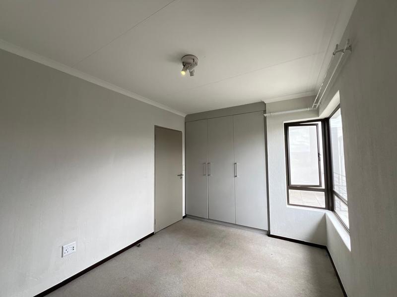 To Let 2 Bedroom Property for Rent in Fourways Gauteng