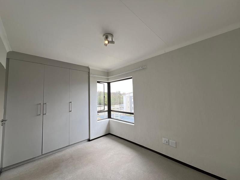To Let 2 Bedroom Property for Rent in Fourways Gauteng