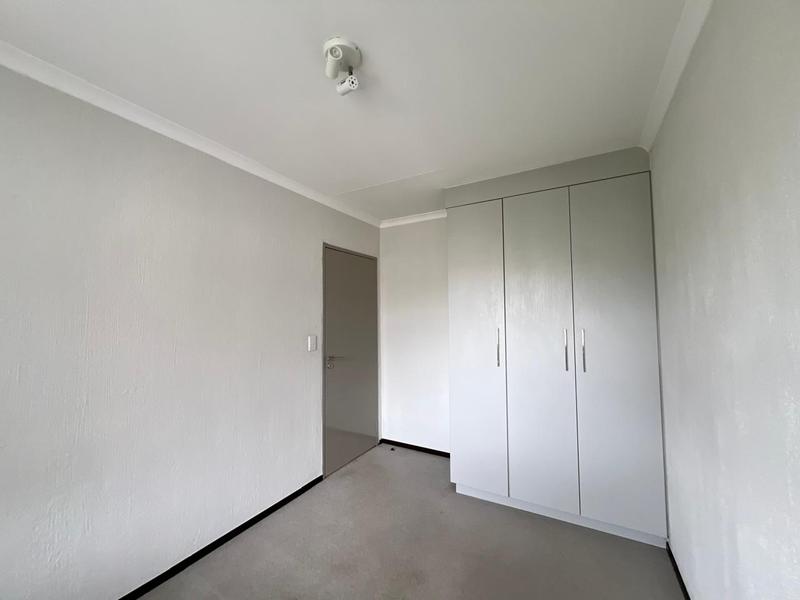 To Let 2 Bedroom Property for Rent in Fourways Gauteng