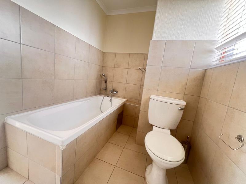 To Let 2 Bedroom Property for Rent in Sunninghill Gauteng