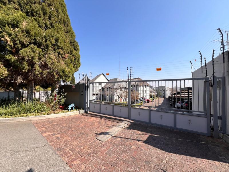 To Let 2 Bedroom Property for Rent in Sunninghill Gauteng