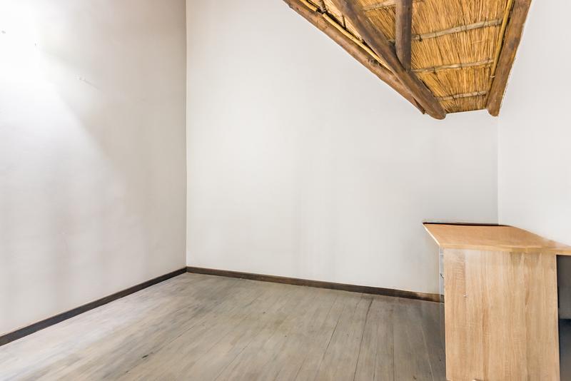 1 Bedroom Property for Sale in Fourways Gauteng