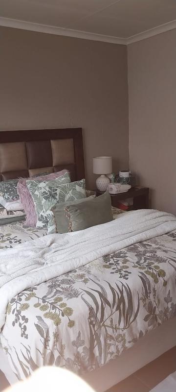 2 Bedroom Property for Sale in Pomona Gauteng