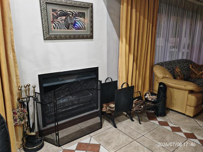 4 Bedroom Property for Sale in Wierda Park Gauteng