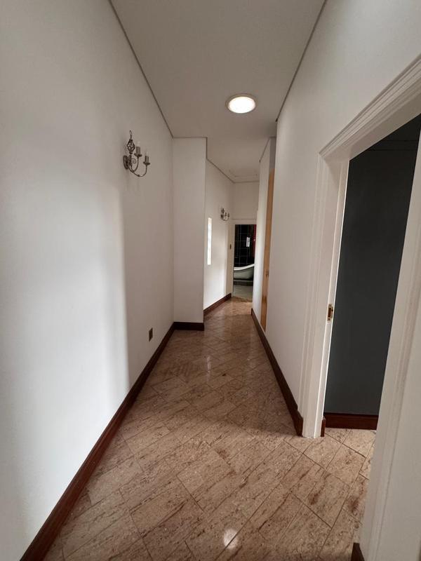 To Let 2 Bedroom Property for Rent in Bedfordview Gauteng